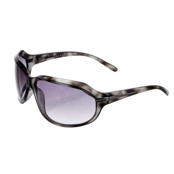 Oversized Prada Sunglasses - Picture 5 of 6